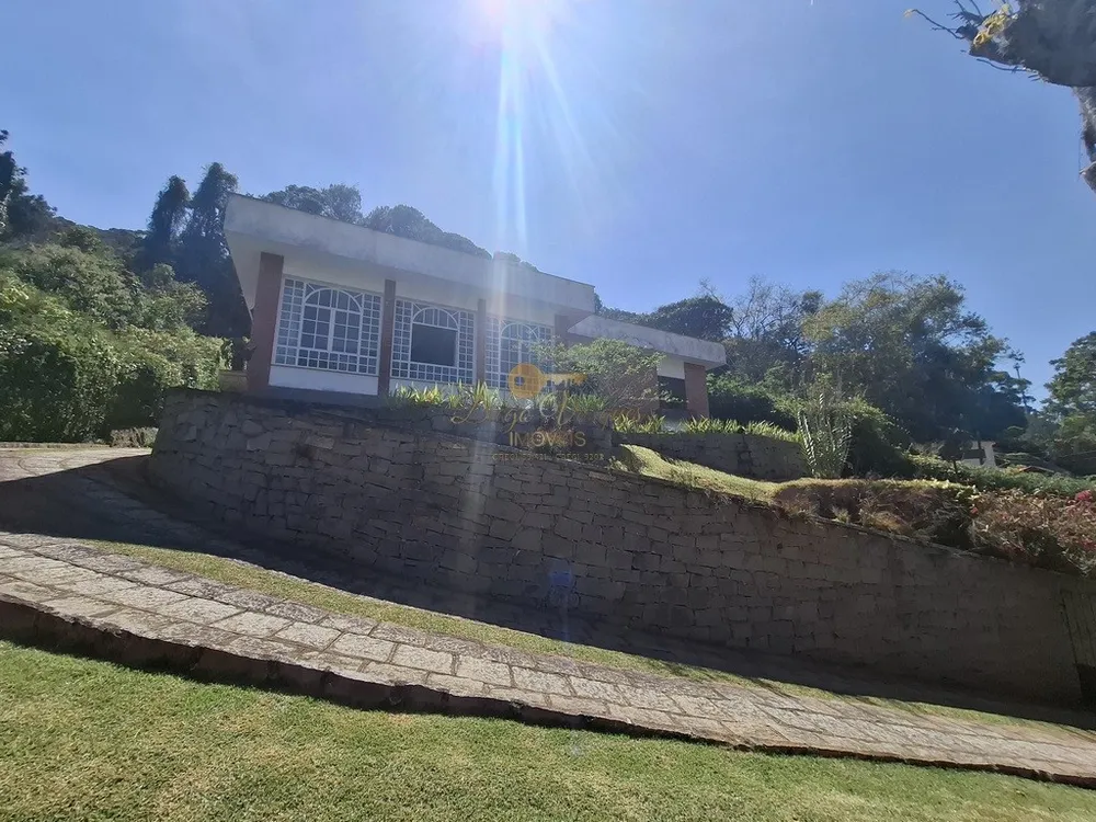 Casa, 3 quartos, 1370 m² - Foto 1