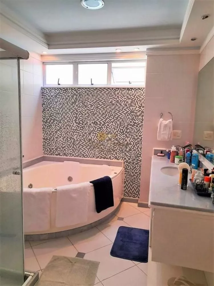 Cobertura, 3 quartos, 214 m² - Foto 12