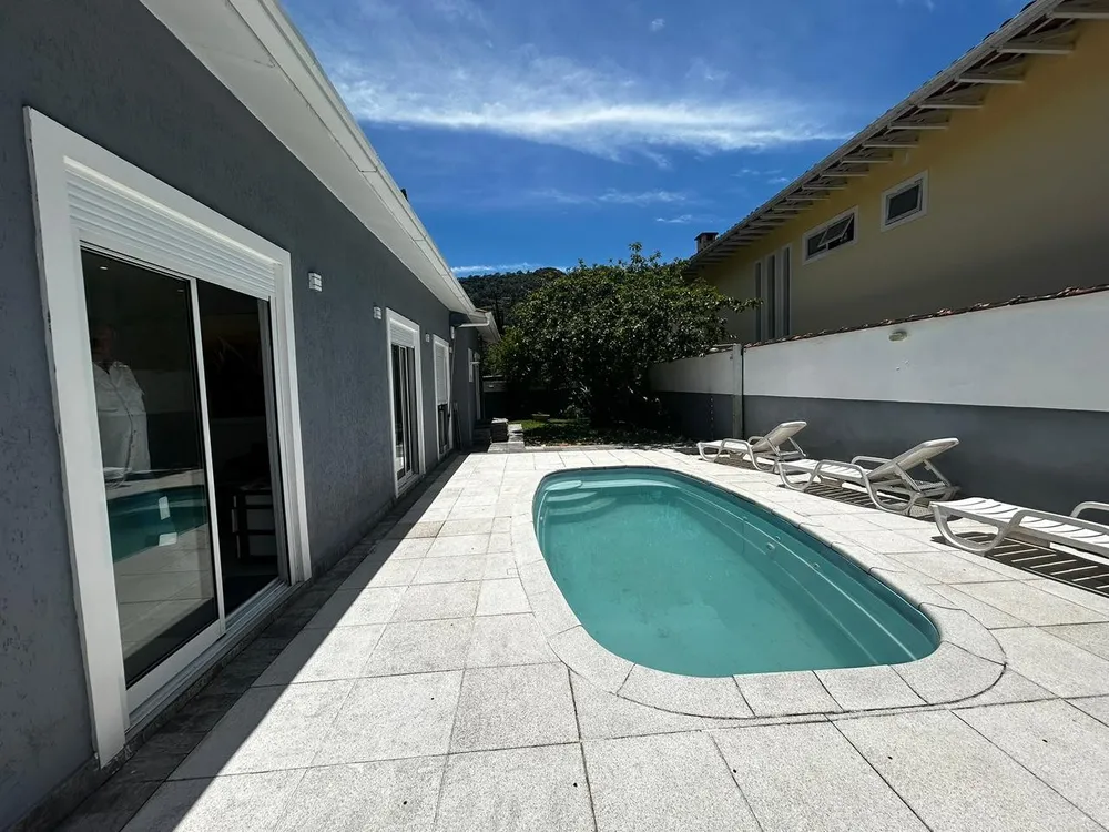 Casa, 3 quartos, 260 m² - Foto 32