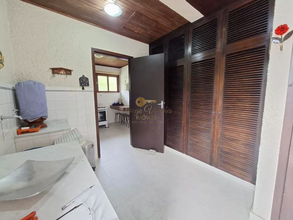 Casa, 5 quartos, 2255 m² - Foto 18