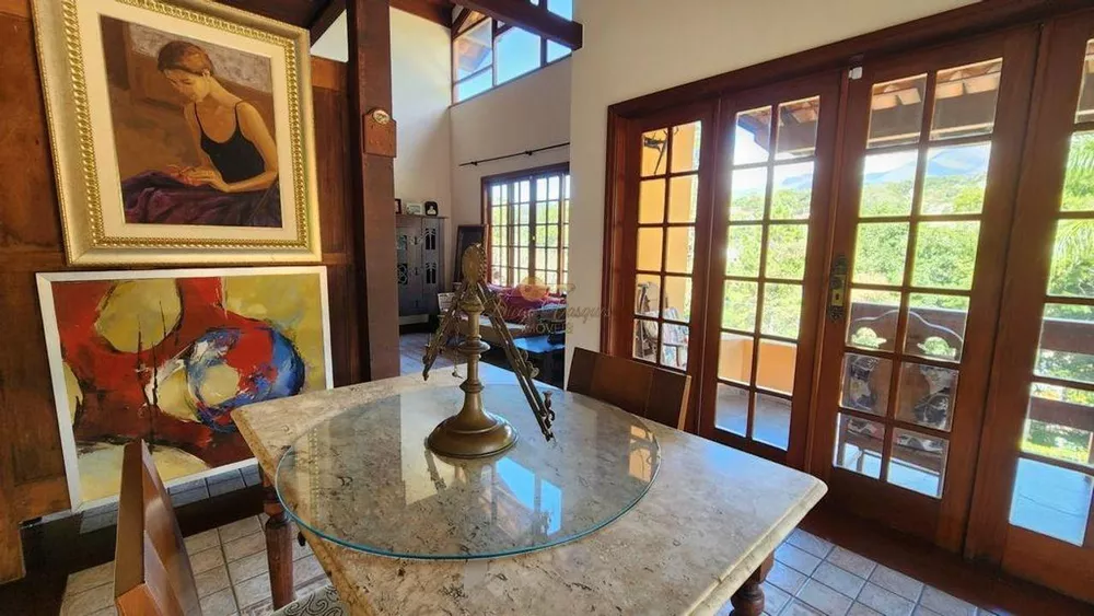 Casa, 3 quartos, 212 m² - Foto 2
