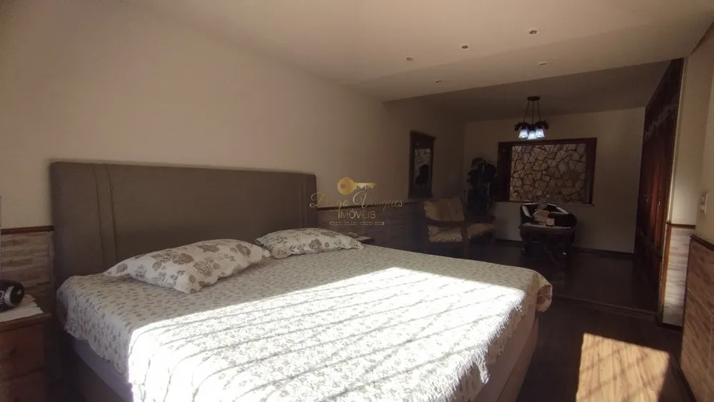 Casa, 3 quartos, 1040 m² - Foto 7