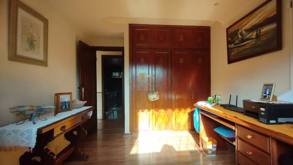 Casa, 3 quartos, 1040 m² - Foto 4