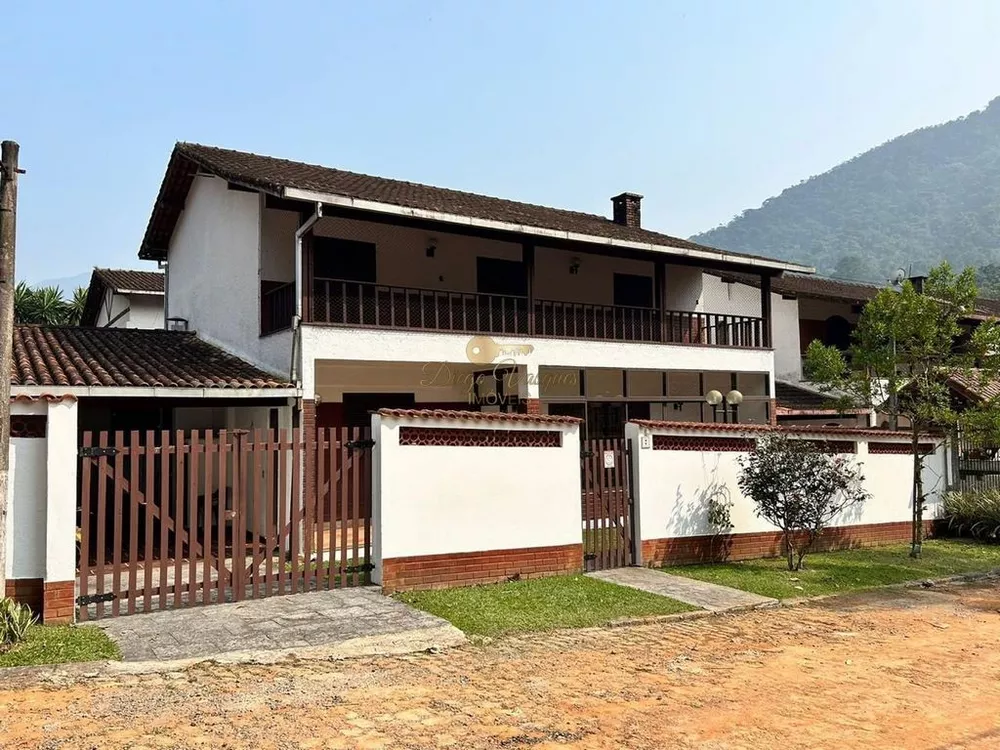 Casa de Condomínio, 4 quartos - Foto 1