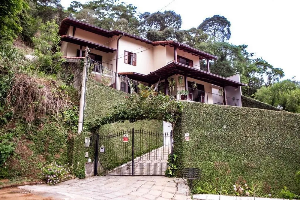 Casa, 4 quartos, 26 m² - Foto 1