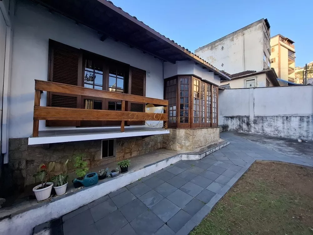 Casa, 5 quartos, 296 m² - Foto 2