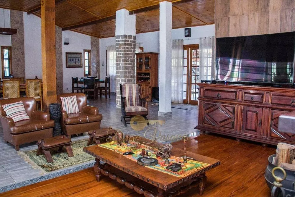 Casa, 16 quartos, 928 m² - Foto 24