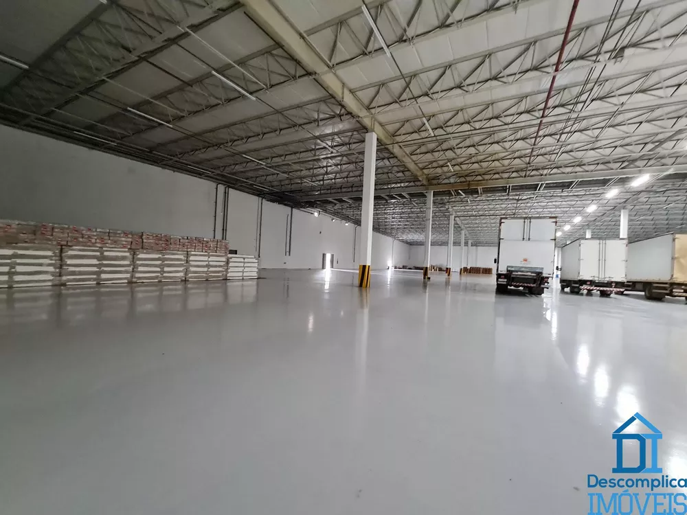 Depósito-Galpão-Armazém para alugar com 2 quartos, 6300m² - Foto 2