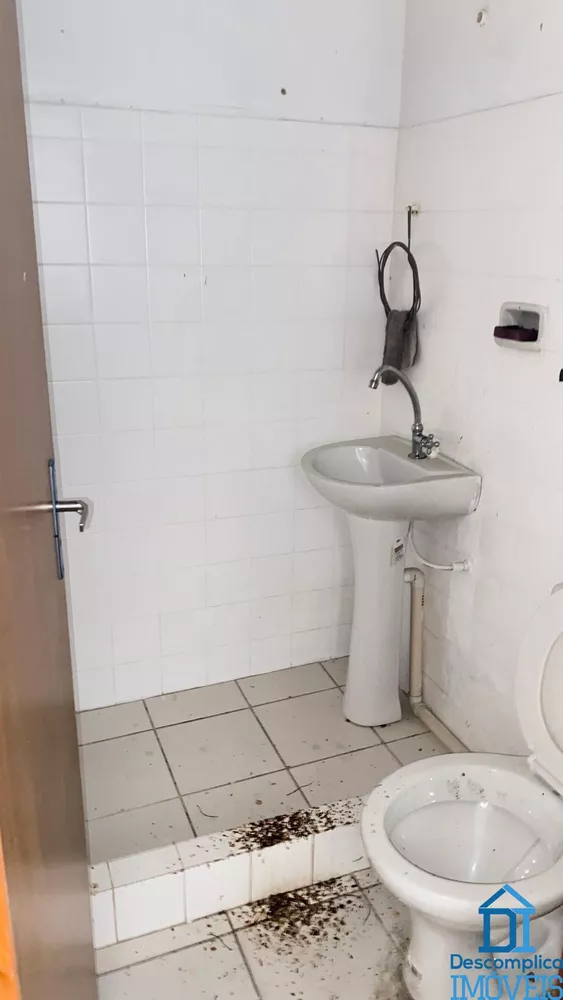 Loja-Salão para alugar com 5 quartos, 300m² - Foto 6