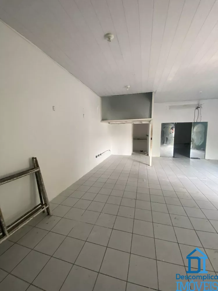 Loja-Salão para alugar com 1 quarto, 210m² - Foto 2