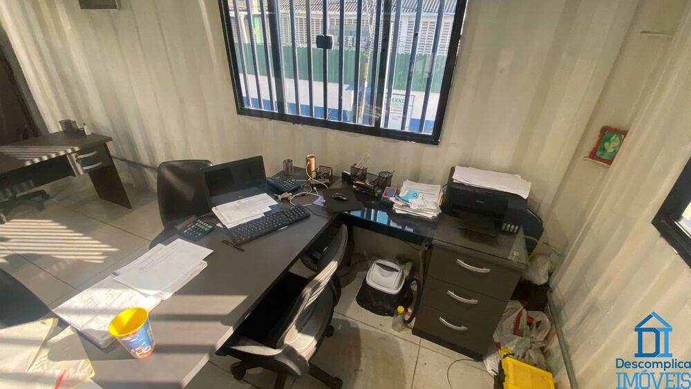 Depósito-Galpão-Armazém para alugar com 1 quarto, 300m² - Foto 2