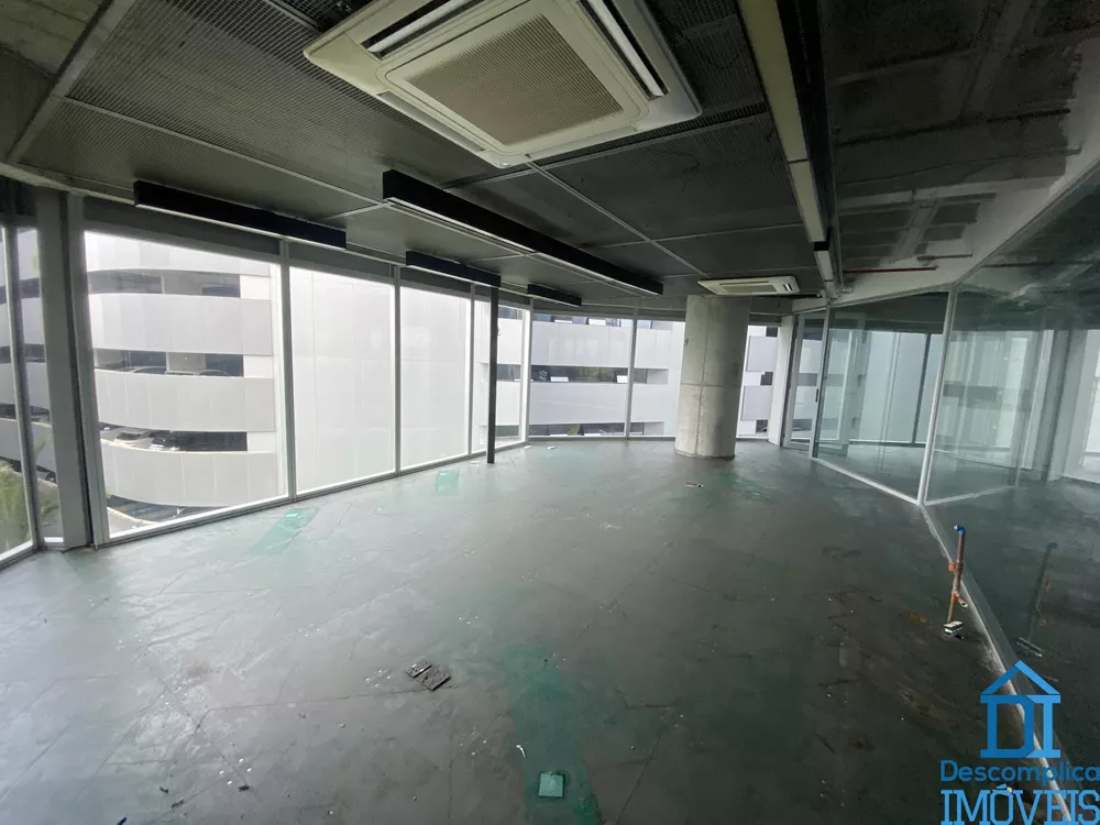 Conjunto Comercial-Sala para alugar com 1 quarto, 621m² - Foto 1