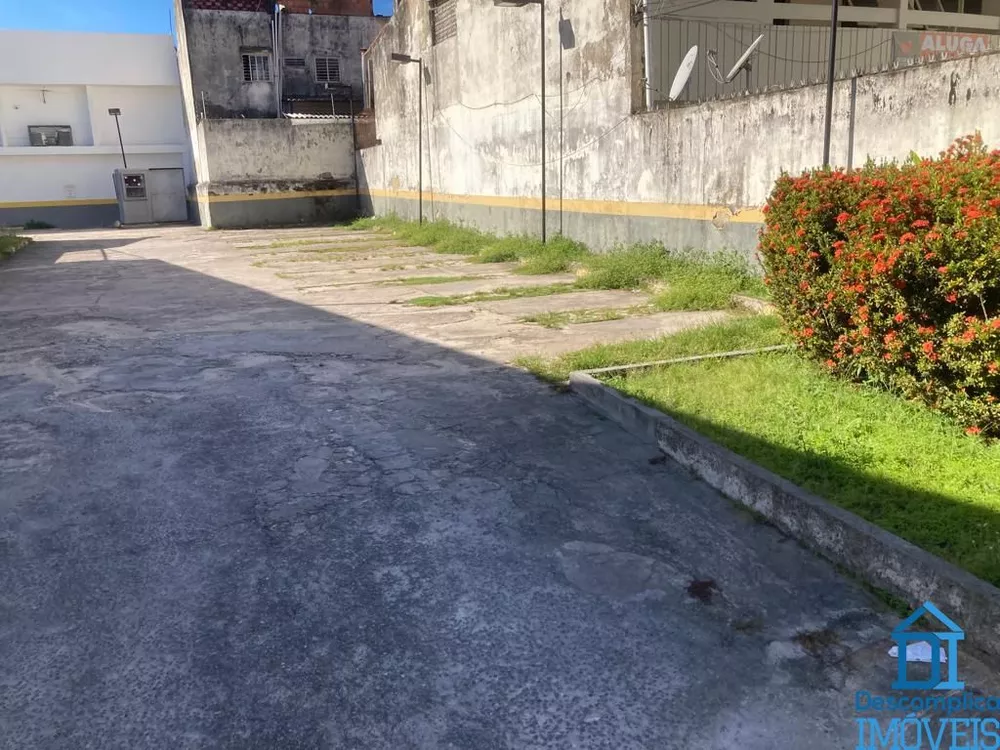 Prédio Inteiro para alugar com 12 quartos, 731m² - Foto 3