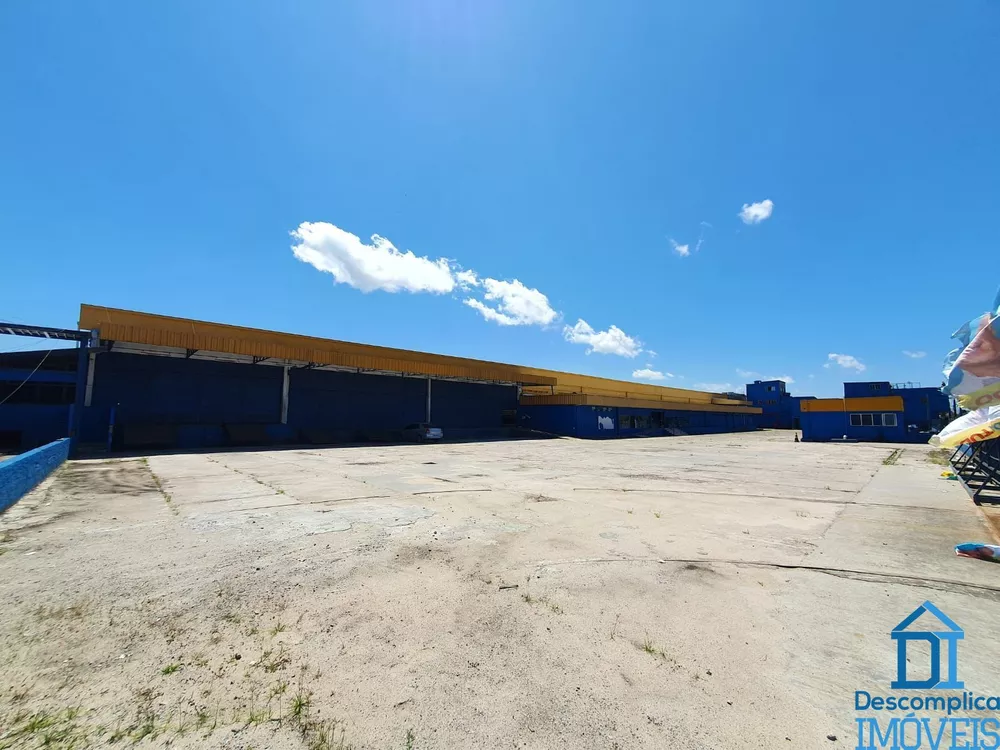 Depósito-Galpão-Armazém para alugar com 5 quartos, 1800m² - Foto 4