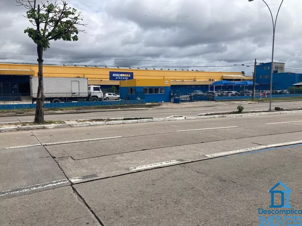 Depósito-Galpão-Armazém para alugar com 5 quartos, 1800m² - Foto 2