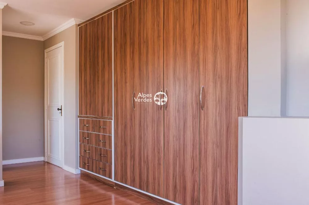 Apartamento à venda com 3 quartos, 148m² - Foto 3