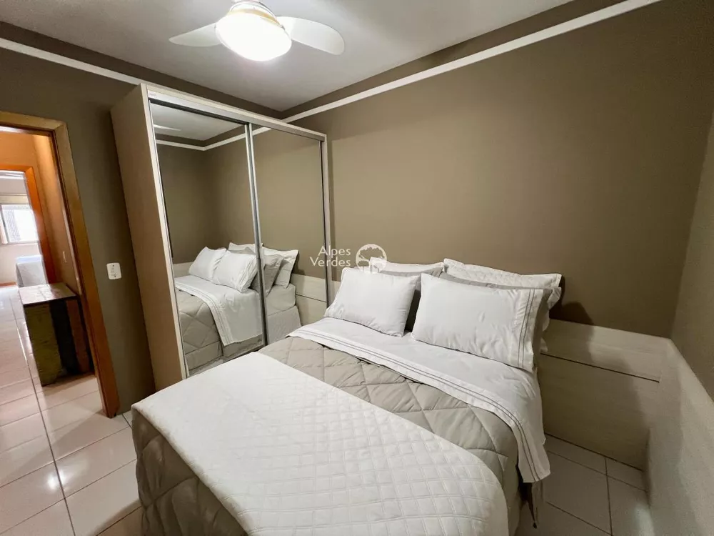 Apartamento à venda com 2 quartos, 107m² - Foto 4