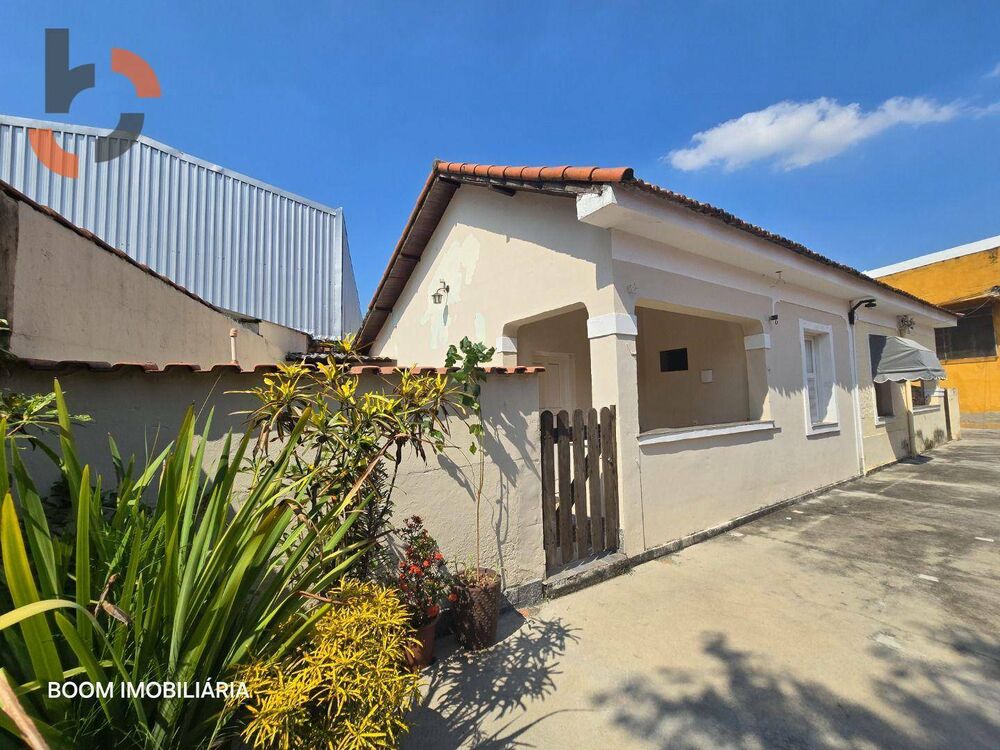 Casa à venda e aluguel com 2 quartos, 57m² - Foto 2