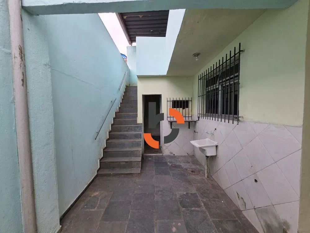 Casa, 6 quartos, 259 m² - Foto 4