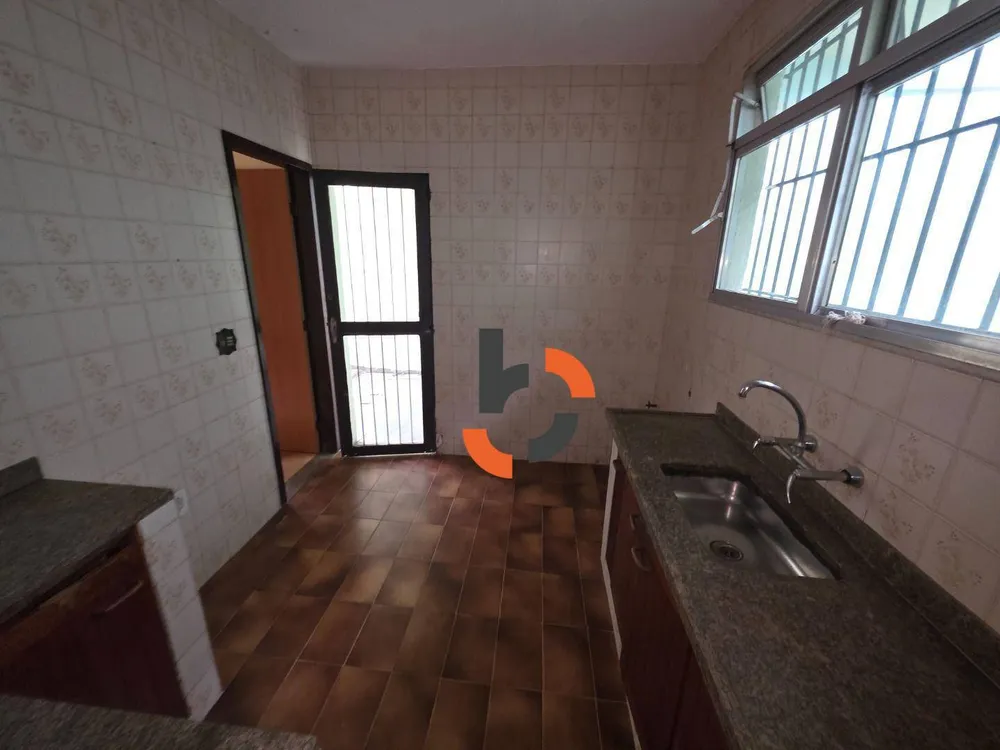 Casa, 6 quartos, 259 m² - Foto 30
