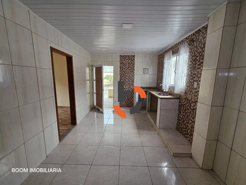 Casa, 3 quartos, 204 m² - Foto 1