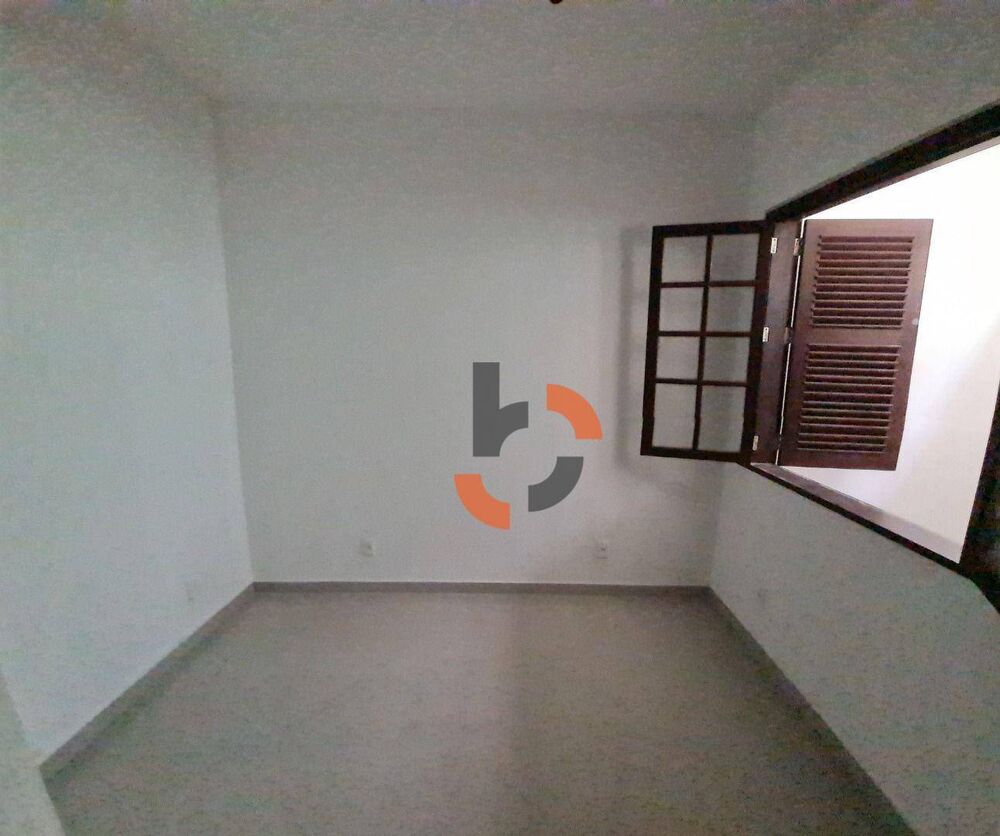 Casa à venda com 3 quartos, 115m² - Foto 13