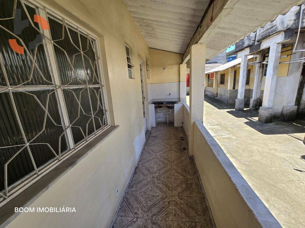 Casa à venda com 1 quarto, 235m² - Foto 1