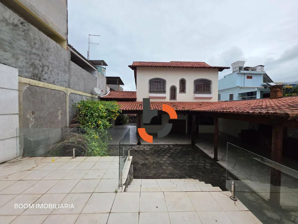 Casa, 6 quartos, 233 m² - Foto 45