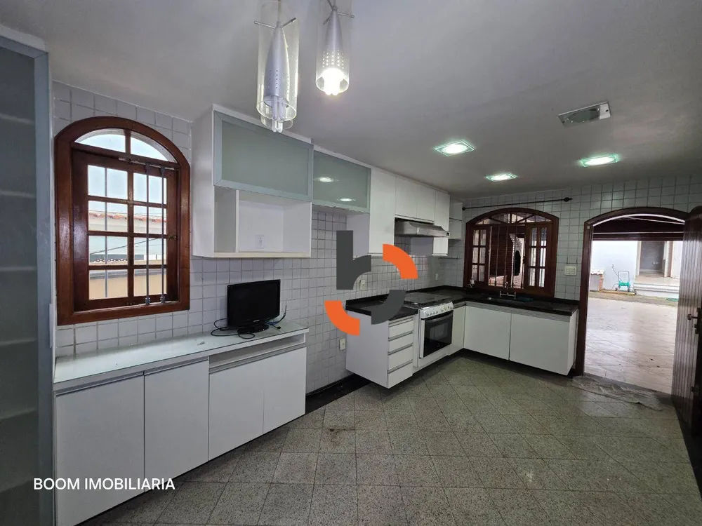 Casa, 6 quartos, 233 m² - Foto 14
