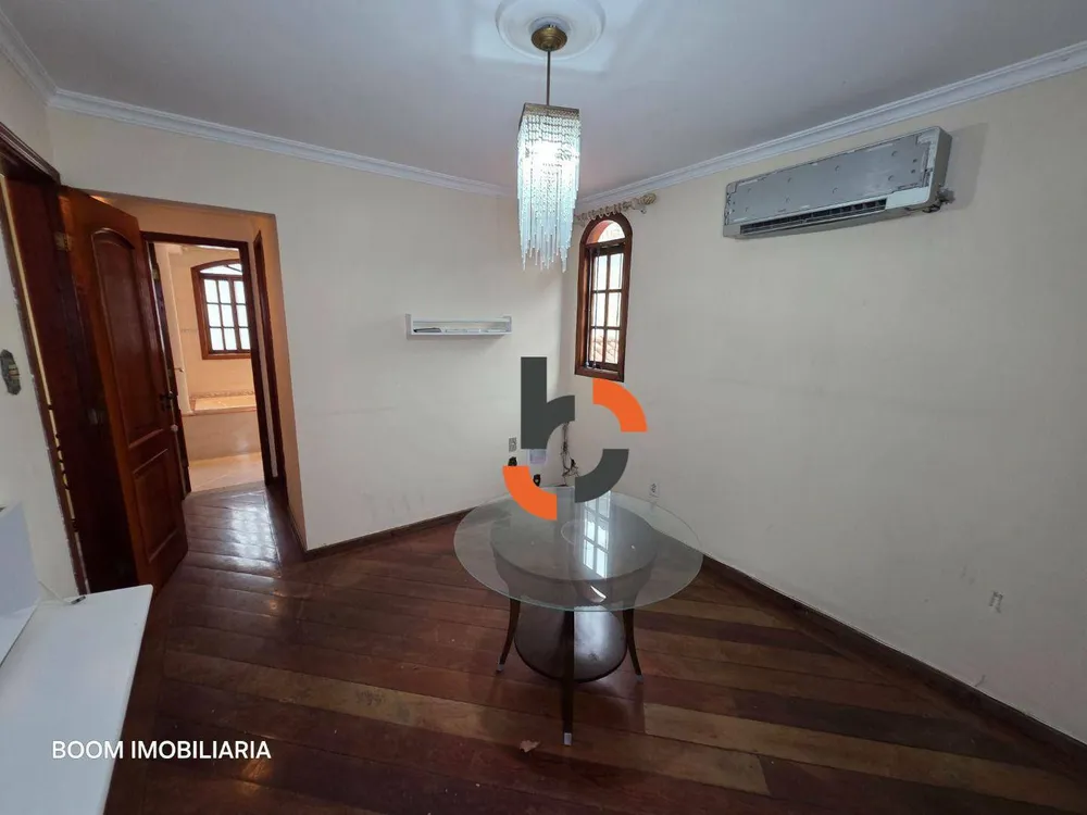 Casa, 6 quartos, 233 m² - Foto 32