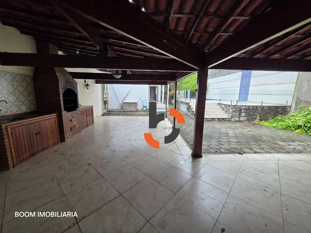 Casa, 6 quartos, 233 m² - Foto 40