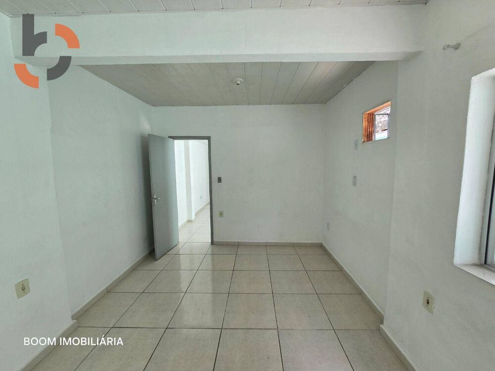 Casa para alugar com 1 quarto, 60m² - Foto 9