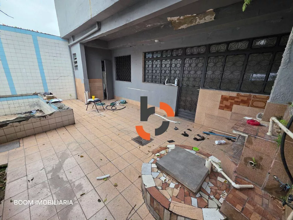 Casa, 3 quartos, 210 m² - Foto 32