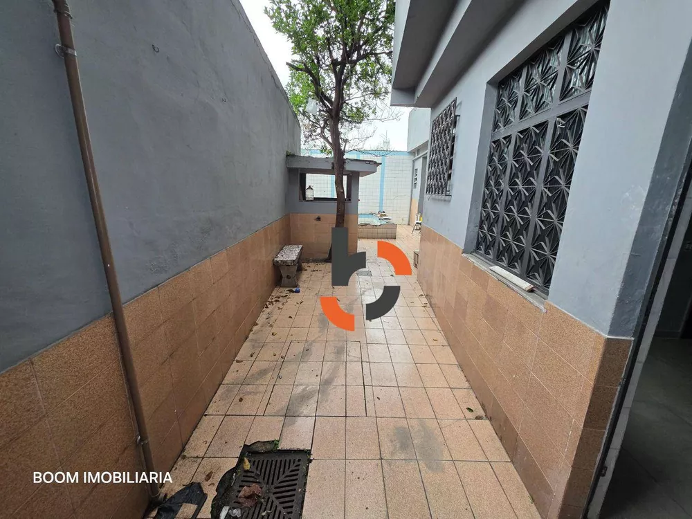 Casa, 3 quartos, 210 m² - Foto 31