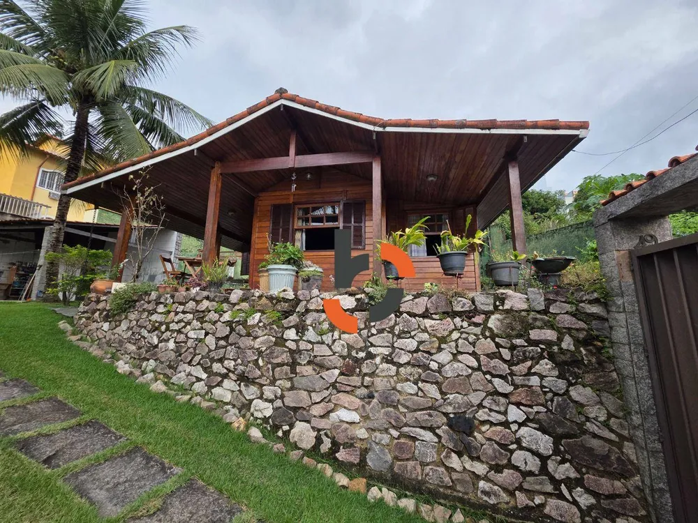 Casa, 3 quartos, 194 m² - Foto 2