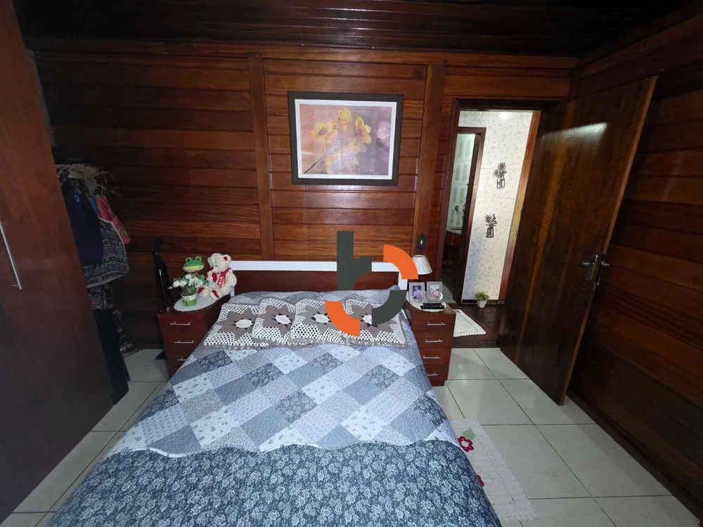 Casa, 3 quartos, 194 m² - Foto 1