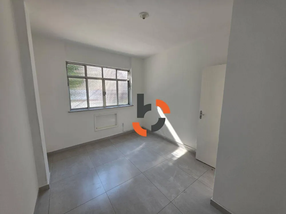 Apartamento, 3 quartos, 100 m² - Foto 2