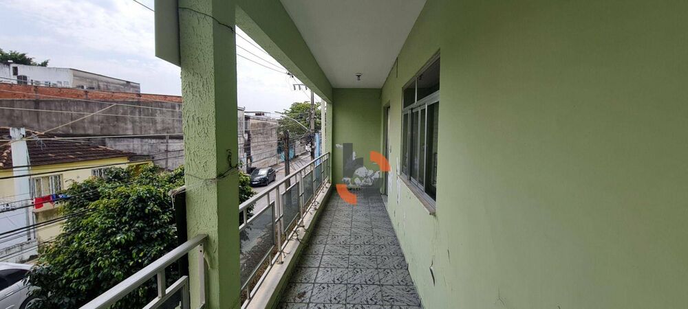 Casa à venda com 4 quartos, 351m² - Foto 3