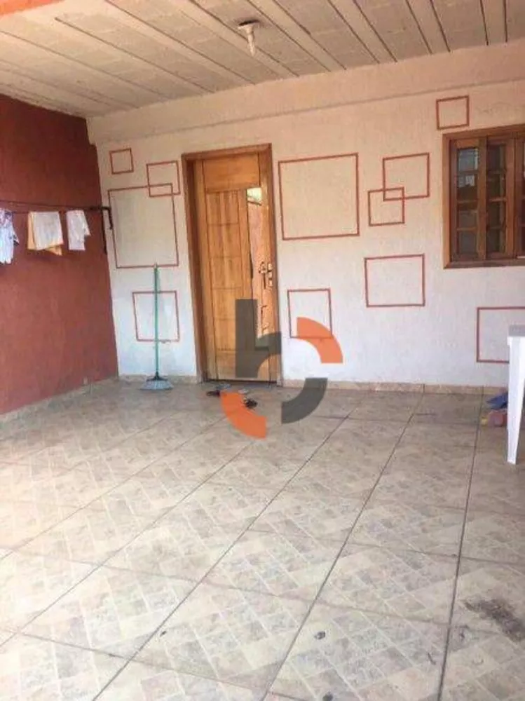 Casa à venda com 2 quartos, 62m² - Foto 6