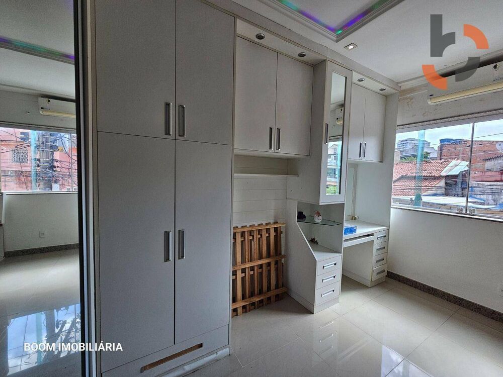 Casa, 5 quartos, 218 m² - Foto 2