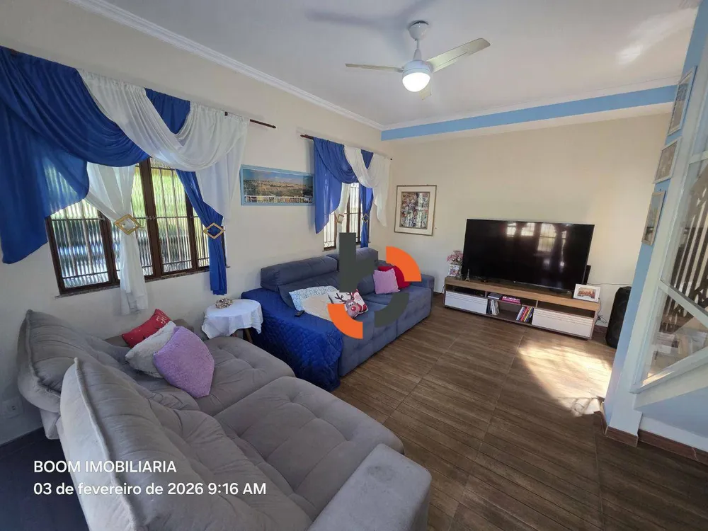 Casa, 3 quartos, 200 m² - Foto 1