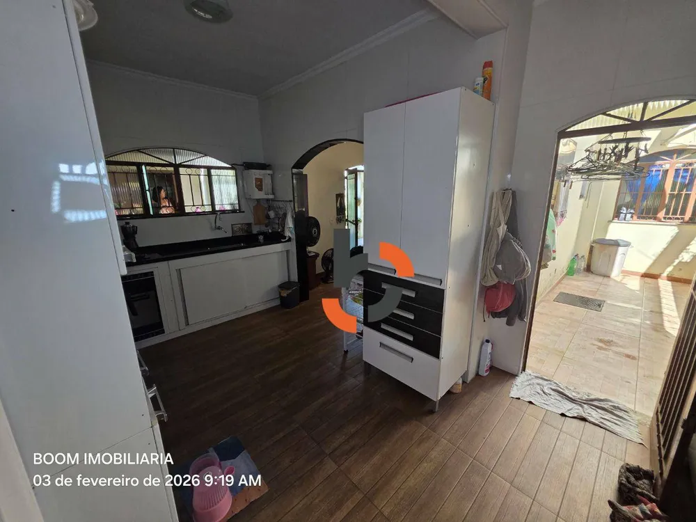 Casa, 3 quartos, 200 m² - Foto 9