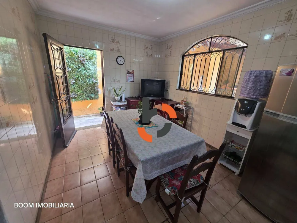 Casa, 3 quartos, 185 m² - Foto 24