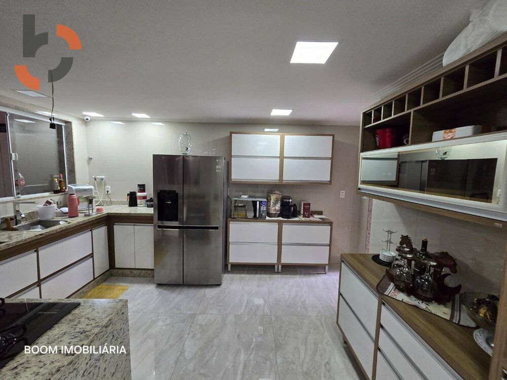 Casa à venda com 2 quartos, 270m² - Foto 6
