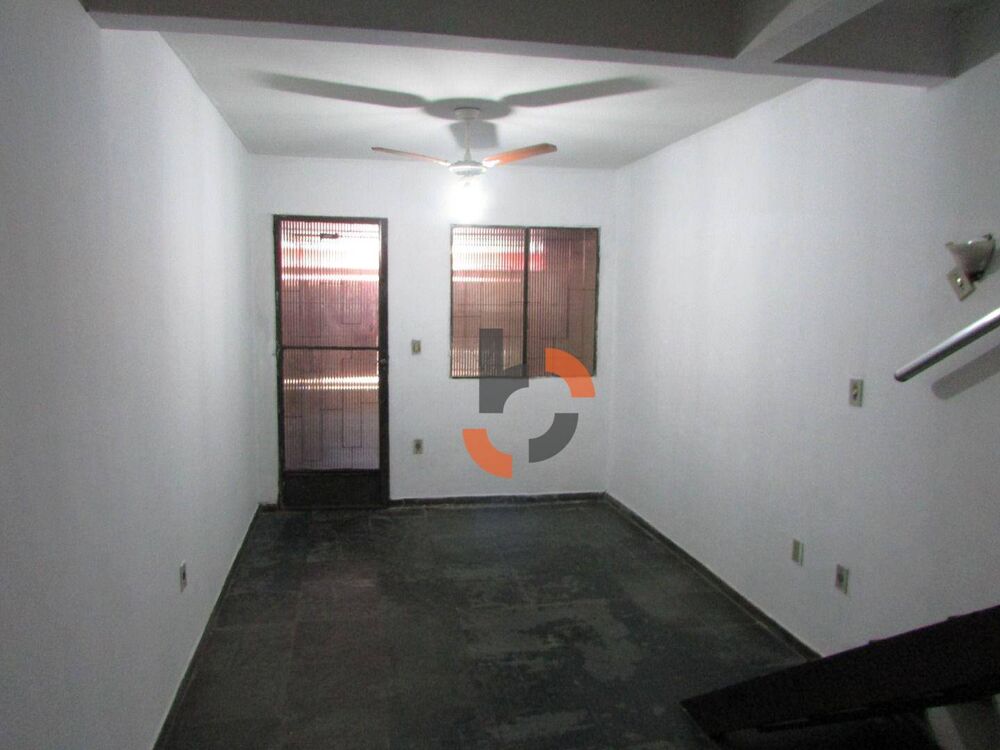 Casa, 2 quartos, 84 m² - Foto 1