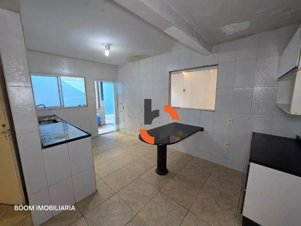 Casa, 5 quartos, 261 m² - Foto 4