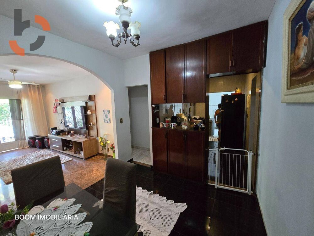 Casa, 3 quartos, 163 m² - Foto 4