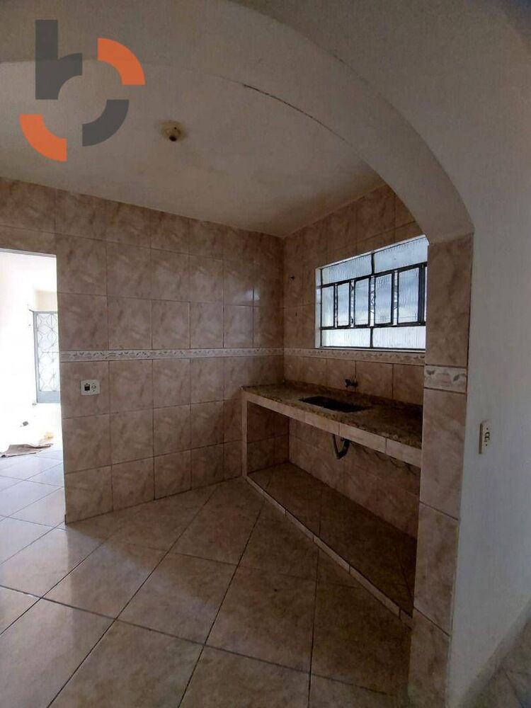 Casa à venda com 4 quartos, 105m² - Foto 9
