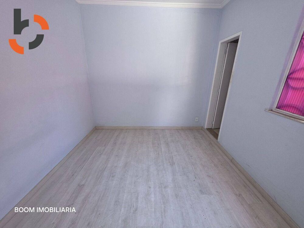 Casa, 6 quartos, 210 m² - Foto 1