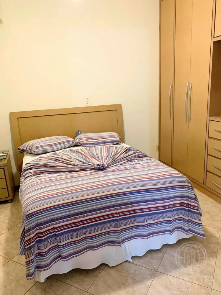 Casa, 6 quartos, 180 m² - Foto 7